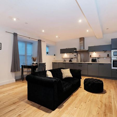 One Of A Kind Historic 3 Bedroom Apartment Aberdeen Exterior foto